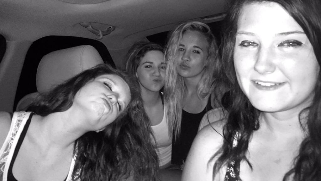 CourtneyRenae26's tweet photo. Love my babies so much 😍 http://t.co/uEiBxHdqm5