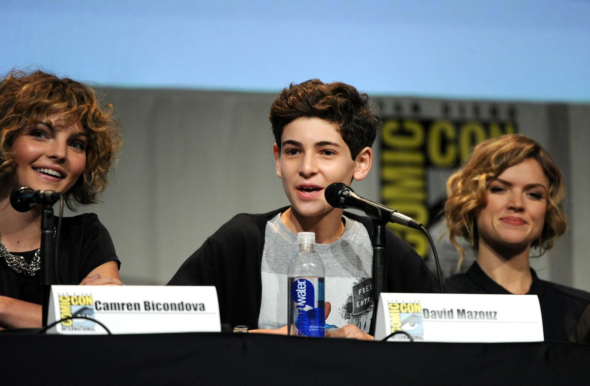 Gotham's tweet photo. #Gotham's finest gathered for a panel at #SDCC tonight. Take a look, citizens: http://t.co/j7O2yJJR0j #FOXSDCC http://t.co/QuoCHfD3OF