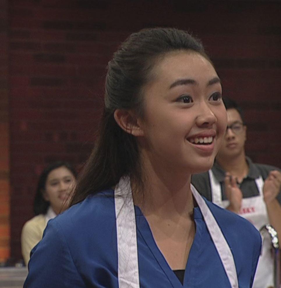 MasterChefINA's tweet photo. selamat @TereMCI4 kamu berhasil memenangkan challenge pertama!! :D #INAMasterChef4 http://t.co/TEBRJxQn4J