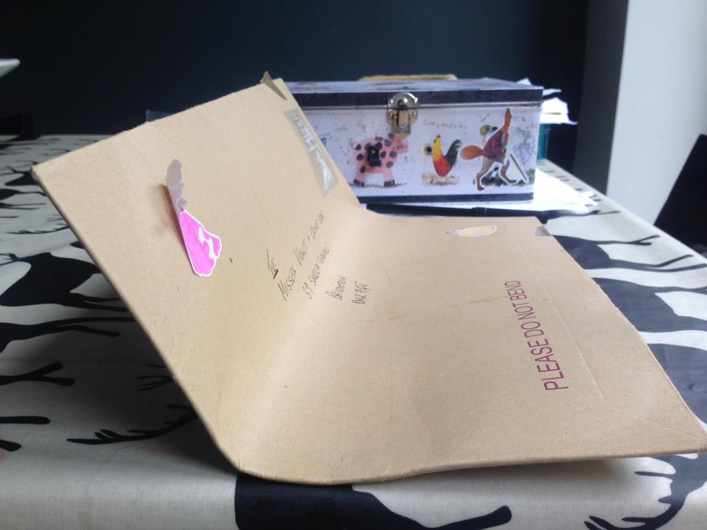 brightonlottie's tweet photo. @RoyalMail so, which bit of "Please do not bend" caused the confusion? #completelackofcare #whatsthepoint http://t.co/ohgosdGS8A