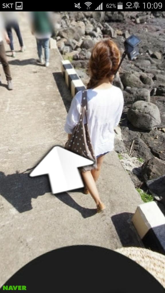[PIC][20-05-2015]Yuri khởi hành đi đảo Jeju để ghi hình cho chương trình mới của cô - "MAPS" vào sáng nay - Page 3 CJt1dQIUcAA9Q7h