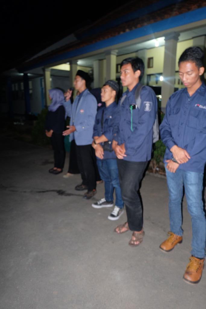 Penutupan acara #FormasBerbagi dengan doa bersama. Semoga kegiatan ini berkah ya:)