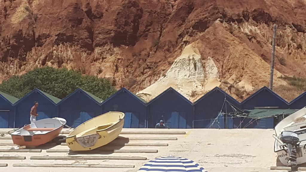 orchardcandleco's tweet photo. Back from a beautiful chilled holiday in the Algarve....back to work tomorrow #portugal #Algarve #Albefuria http://t.co/4MRIA1O0l0