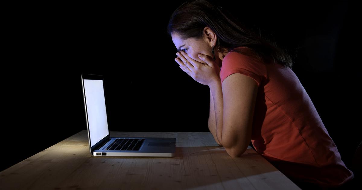 Woman Watching Porn On Computer - News24 India on Twitter: \