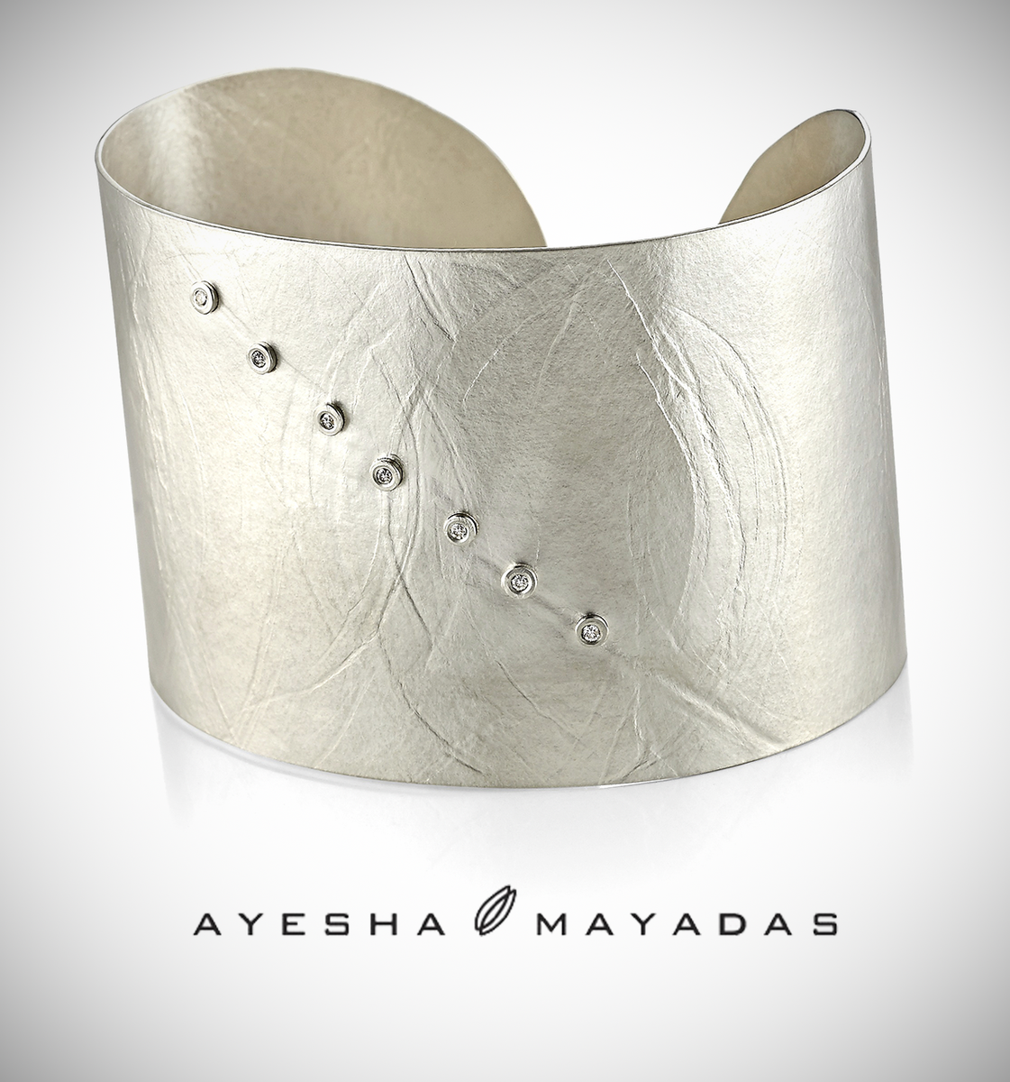 AyeshaStudio's tweet photo. Wafer Cuff in Sterling Silver w/Angled Diamonds. Modern rustic,creased fabric-like texture, lightweight &amp; comfortable http://t.co/kWobOzioRv