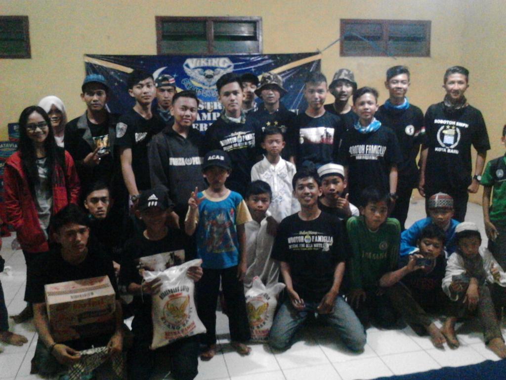 Alhamdulillah baksos <a href="/BF33xKARAWANG/">KARAWANG BOYS</a> dan Viking Cikampek Bersatu di YAPINURI cikampek cc <a href="/BOBOTOHFAMIGLIA/">26CCBOYS</a> <a href="/officialvpc/">𝖛𝖎𝖐𝖎𝖓𝖌 𝖕𝖊𝖗𝖘𝖎𝖇 𝖈𝖑𝖚𝖇</a>