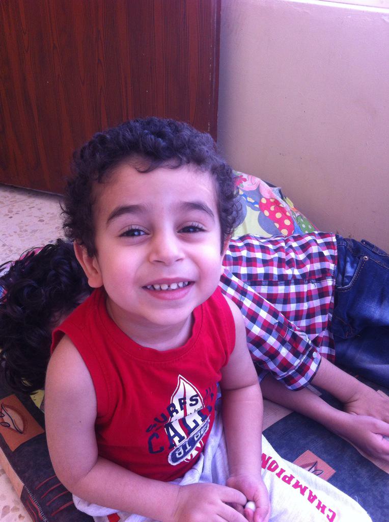 200_9937's tweet photo. Love you hamoudehhh❤️❤️ http://t.co/lUN7LiBby2