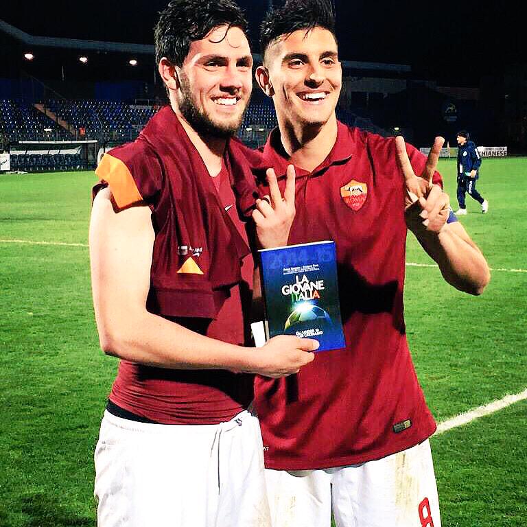 LorePelle7's tweet photo. In bocca al lupo fratello ! Ti voglio bene 👊🏻❤️✌🏻️@ArtuCalabresi91 http://t.co/M3lv8oTjTB
