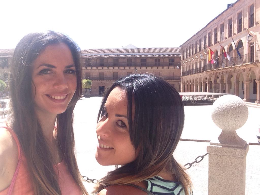 caletigirl's tweet photo. Ir a #infantessoundfestival y levantarnos temprano para hacer turismo y aguantar hasta el ultimo dj asi reventemos http://t.co/bhYqHd2NrR