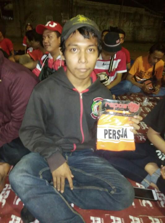 BangAipp's tweet photo. Cieee @Eko1928 menang dapet hadiah kuis di acara Bukber @Jakpondokcabe http://t.co/ALXYwgz7Ms