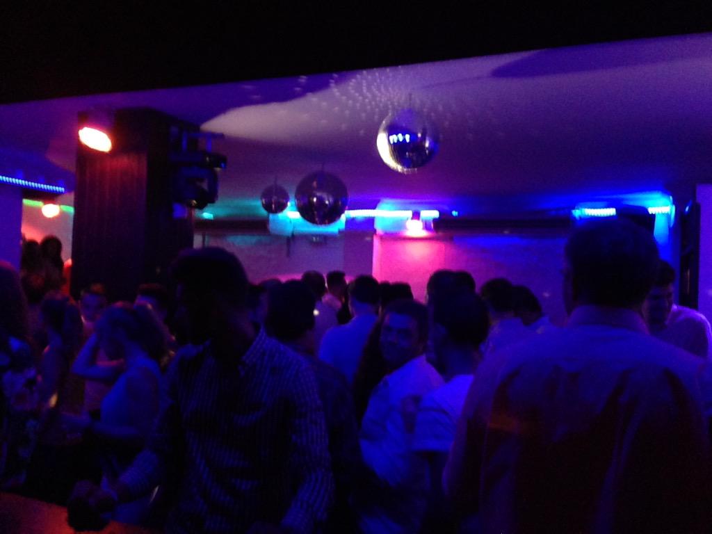 MamboBeachMatal's tweet photo. Una vez más muchisímas felicidades A TI, si TÚ, USTEDES!! Por otro finde más espectacular en @MamboBeachMatal ✌🏽️🍹🎉😘 http://t.co/bMJACIgcop