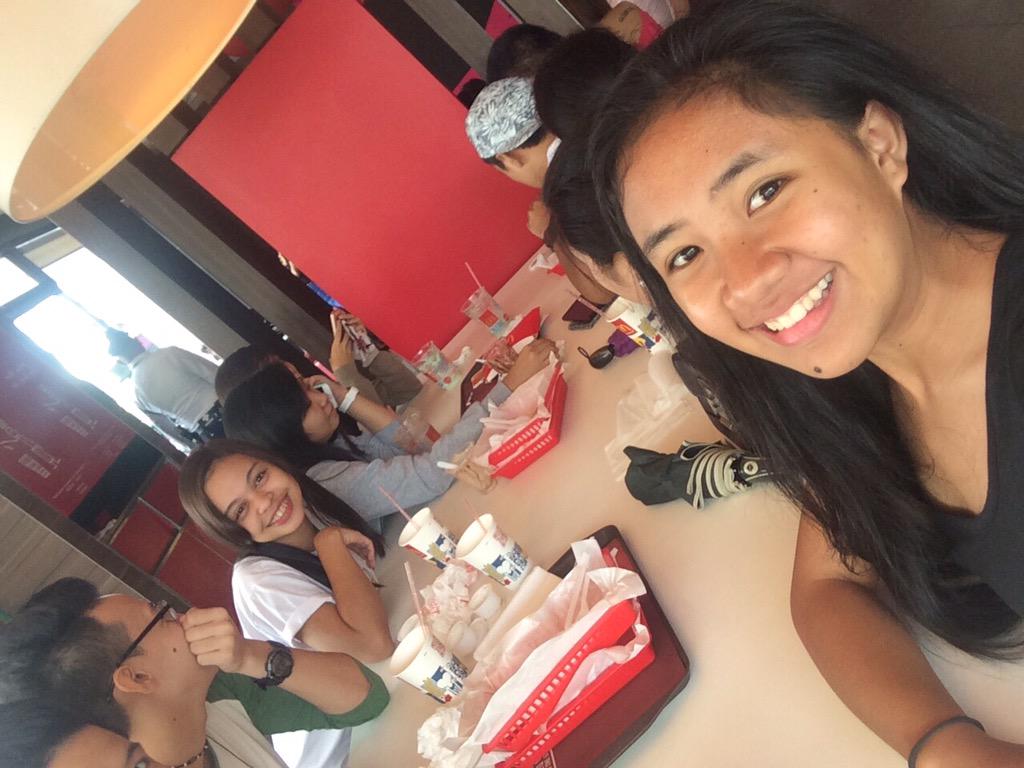 Aguaaaaater's tweet photo. #McDate 💕 http://t.co/FPl3dYqnYh