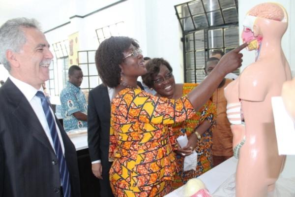 Joy997FM's tweet photo. Turkey refurbishes Achimota School Science Lab http://t.co/KKwbJ1IJzL #JoyNews http://t.co/aXEzgStLr8