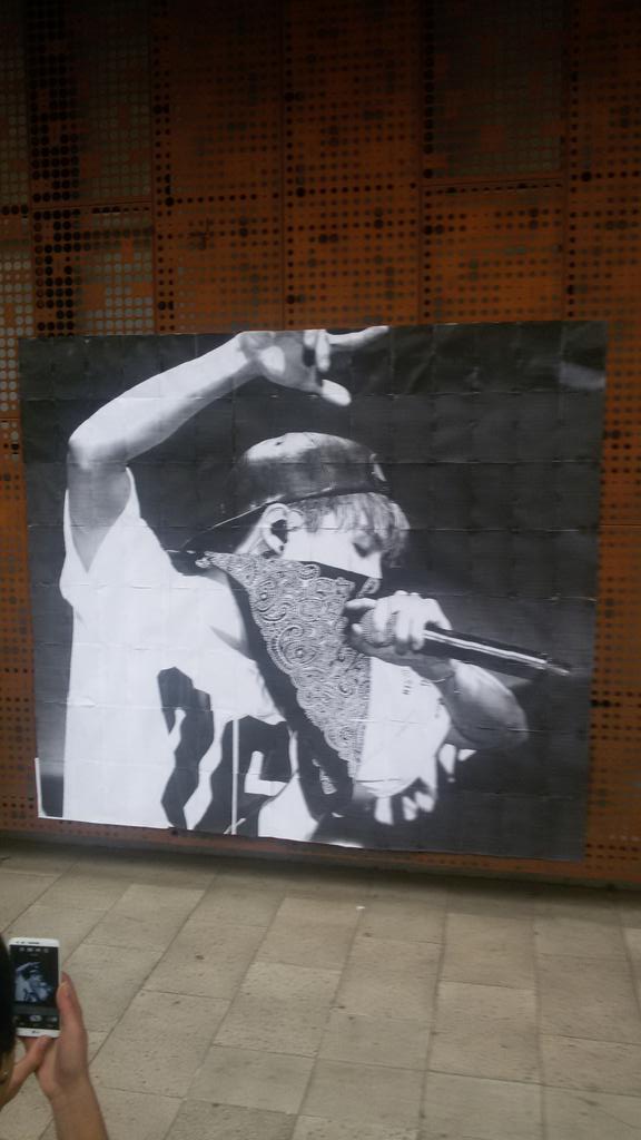 niaeanto's tweet photo. 😍 mucho trabajo pero valió la pena ^^ #Team슈가Chile #TheRedBulletInChile http://t.co/JtHhbqwRrh