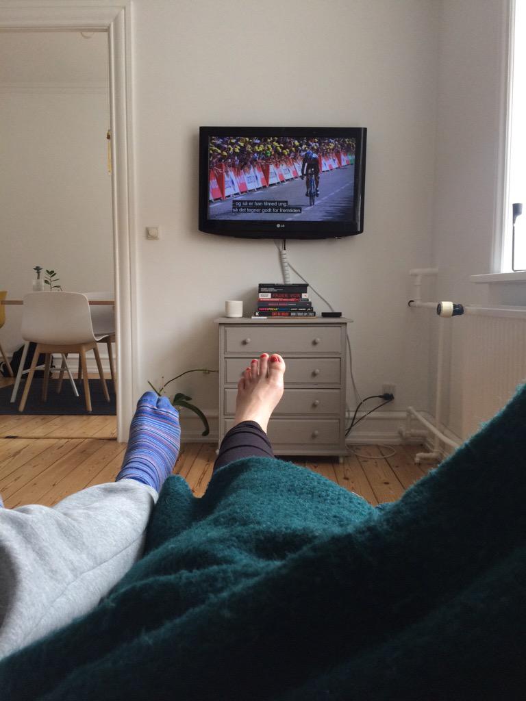 SofieNordskov's tweet photo. Klar til holdstidskørsel👫😎😀🚴🏻🚴🏻🚴🏻💨 #tourtv2 #Tour2015 http://t.co/NiqbguPWAl