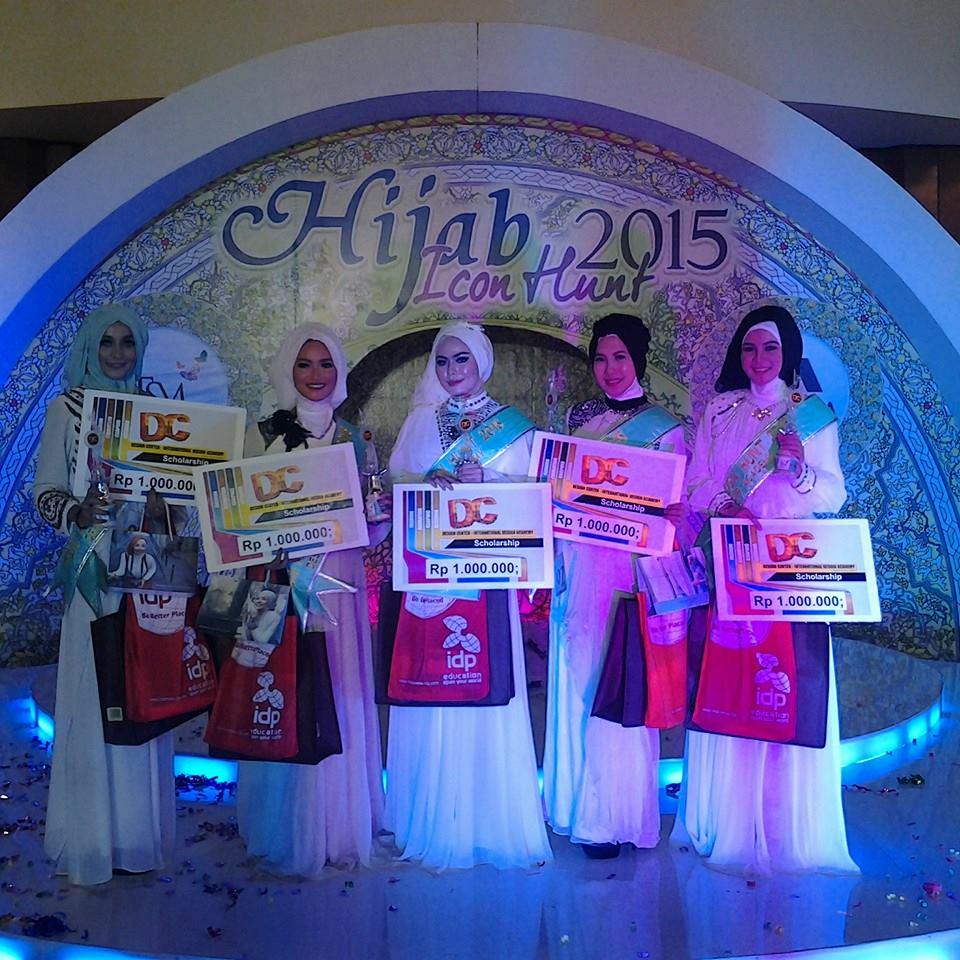 Selamat u/ Zaitun Hamid Alhamid, Siti Fatimah, Asvika Anis, Elvina Chandra, Rezalia Tomamima menjadi TSM Hijab Icon.