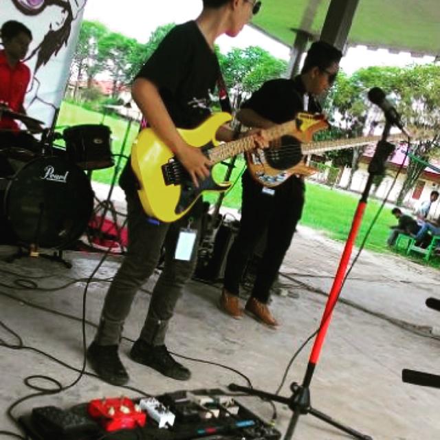 Turn On Band (@id_turnon) on Twitter photo 