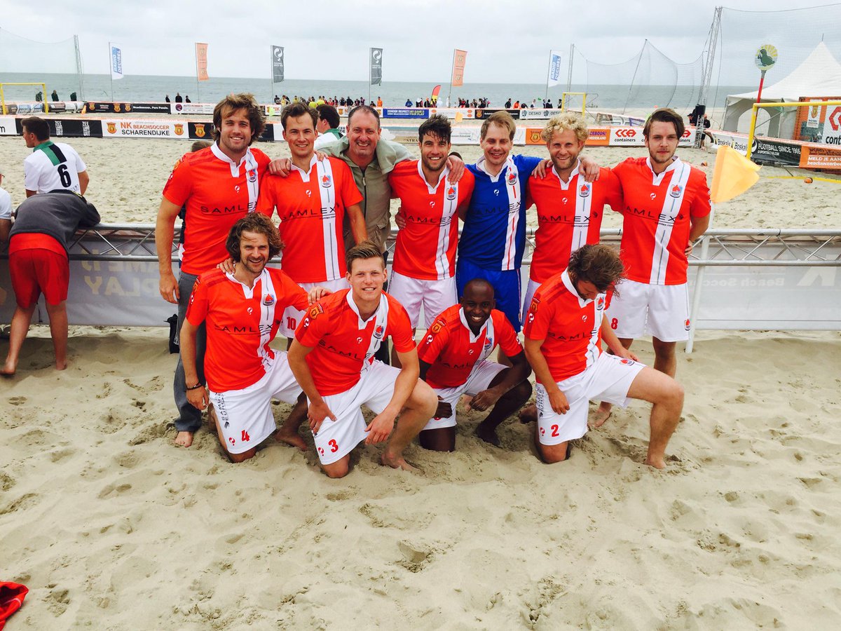 Verloren van Amsterdam, gewonnen van Katwijk. In zeeland. net iets te weinig. #beachsoccer #eredivisie