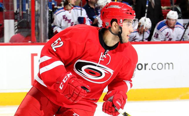kcracken's tweet photo. #SHUGGERNAUT @NHLCanes NEWS: #Canes agree to terms with Justin Shugg on a one-year, two-way contact. http://t.co/2pxBAjdOvl