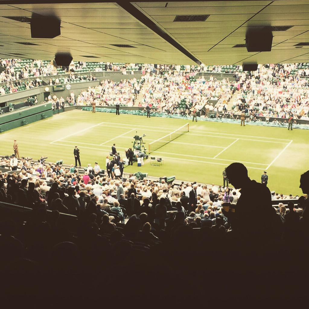 PFrewin's tweet image. No better way to spend your Sunday! #wimbledon #federer