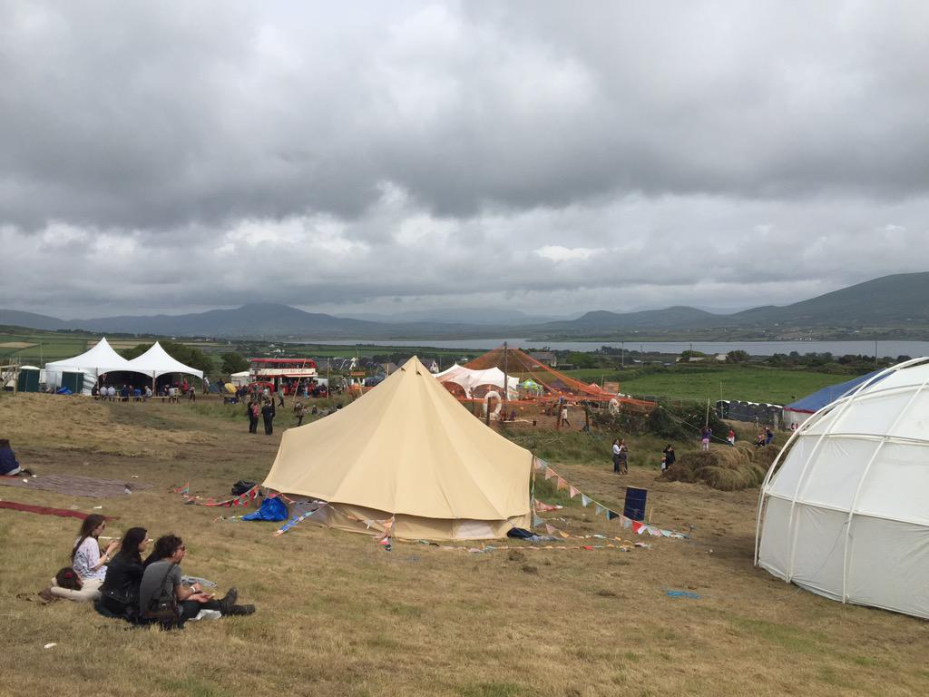 Valentia_Fest's tweet photo. Finally sunshine and beer! Norman Jay Natty Wailer Dirty Dubsters King Kong Company A Massive evening in store http://t.co/wapWwJwspl