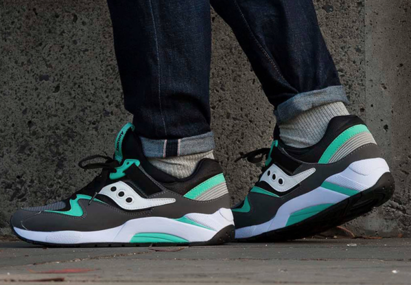 SneakPosts23's tweet image. Grab the Saucony GRID 9000 "Reverse Mint" for only $49.99 (Retail $80) here: bit.ly/1HV7Dk5