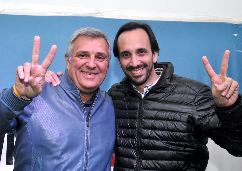ezfrech's tweet photo. Más imágenes de ayer! #CapitanSarmiento #lista34 #AleLeguizamon http://t.co/xrSjasjQU1