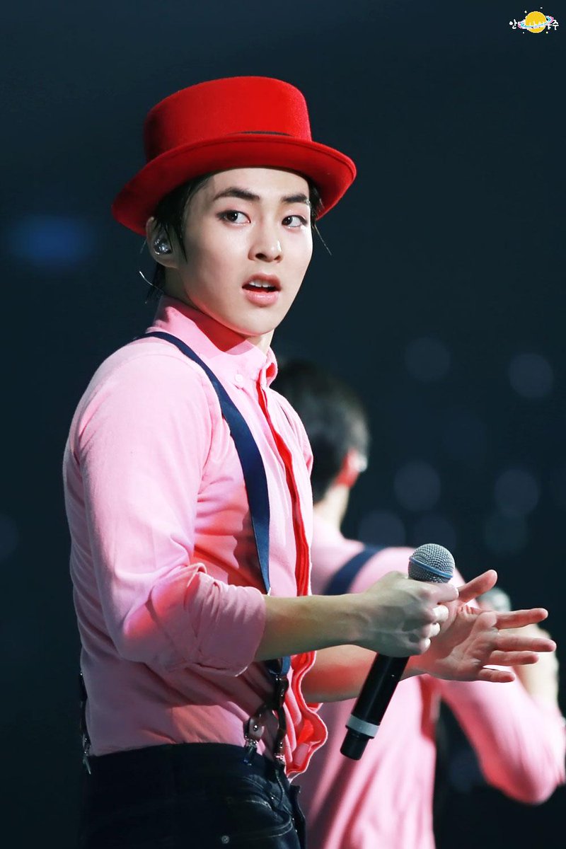 baekchanyl's tweet photo. Our baozi  😄 xiumine http://t.co/mGQr6aCR9M