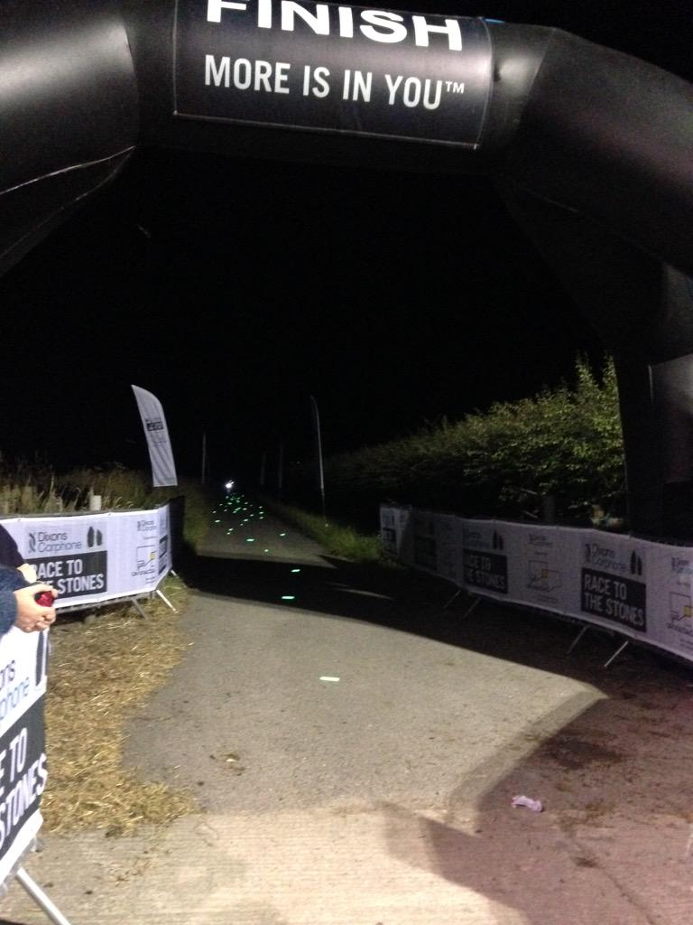vic1976chick's tweet photo. #RTTS15 lighting the way home! Waiting 4 my partner Andrew Stickland to finish, 4hrs & 38 mins off last year's time! http://t.co/E3iCtndjQV