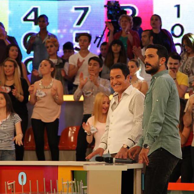 An itibariyle <a href="/startv/">STAR TV</a> ekranlarında çarkıfelekte☺️ sesli harf arıyorum ☺️