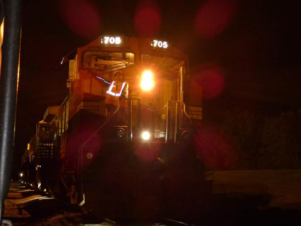 UPRR97's tweet photo. Fun day of railroading http://t.co/4I2JWCIrVq