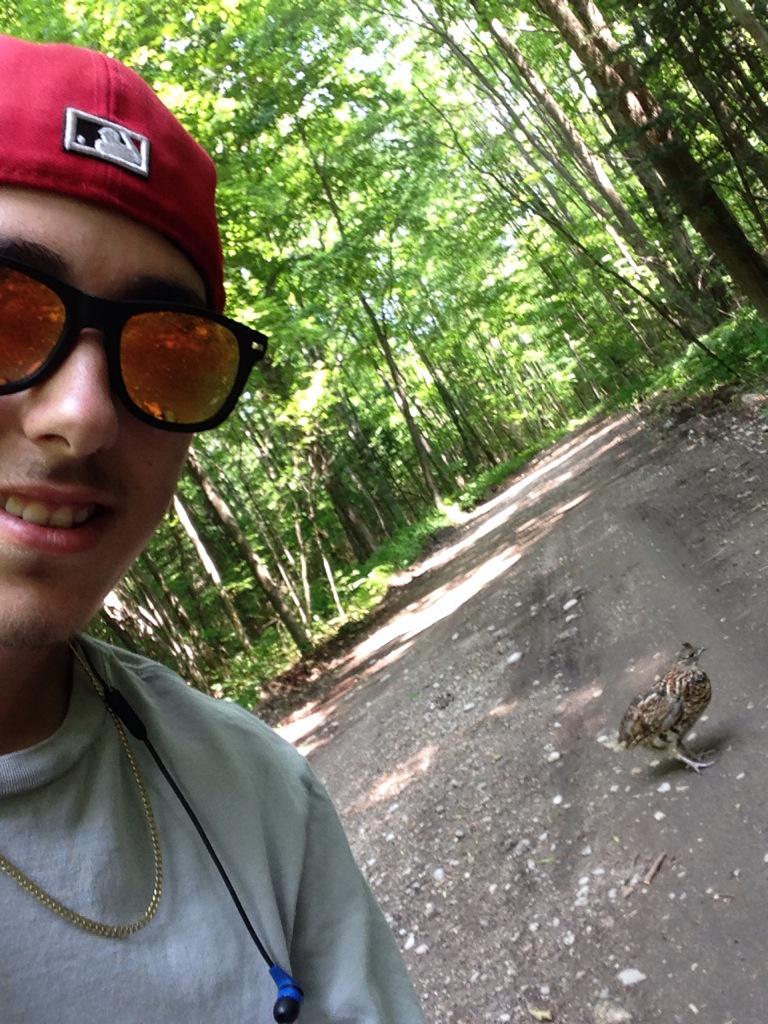 MitchLovely23's tweet photo. Friendliest little guy, followed me for a half hour. #ruffedgrouse #bonasaumbellus #tinymarsh #provincialwildlifearea http://t.co/teaDd0ZqPC