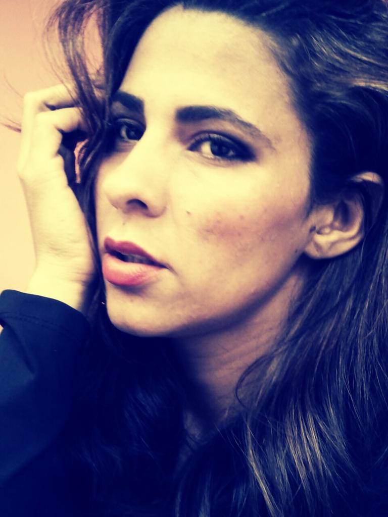 🌴🍃🌺🌺🍃🌴
💛🌻🌻🌻🌻💚
🌻🌻   😍  🌻🌻
🌻 Love YOU 🌻
🌻🌻   🌹  🌻🌻
💚🌻🌻🌻🌻💛
🌴🍃🌺🌺🍃🌴