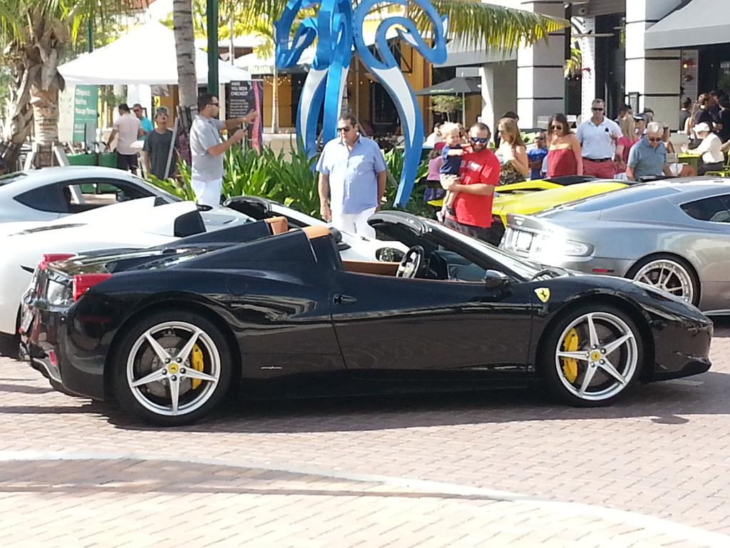 streetinferno's tweet photo. Great cars at Harbourside,Jupiter http://t.co/XmUtQCn7pA