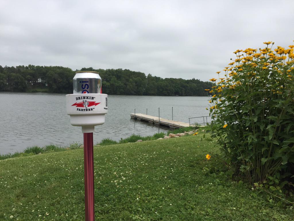 drinkinpartner's tweet photo. Picnic by the lake. Hampton, IA. It's a hot one in Iowa today. http://t.co/Vpuay8er6i