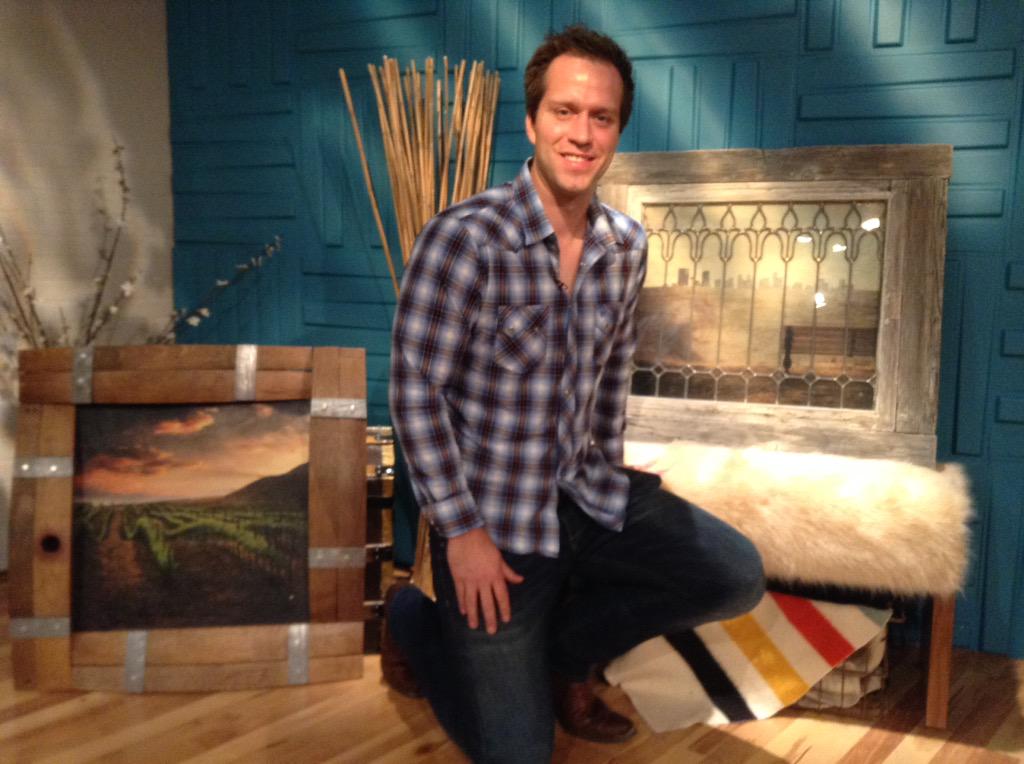 Brilliant artist on-set #BradHolt <a href="/calgarystampede/">Calgary Stampede</a> @ShawTVCalgary <a href="/ShivaJahanshah/">Shiva Jahanshah</a> #SaddleUp Today on Chan. 10