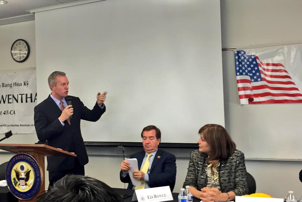 TedNguyen's tweet photo. Great townhall with U.S. Ambassador to #Vietnam @TedOsius with engaged crowd | #TedOsius @OfficialBao #Vietnam http://t.co/GOMURfJhCr