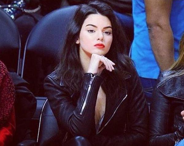 Princessofwifi's tweet image. when you see something you shouldn’t have and start thinking of how shady you are about to act