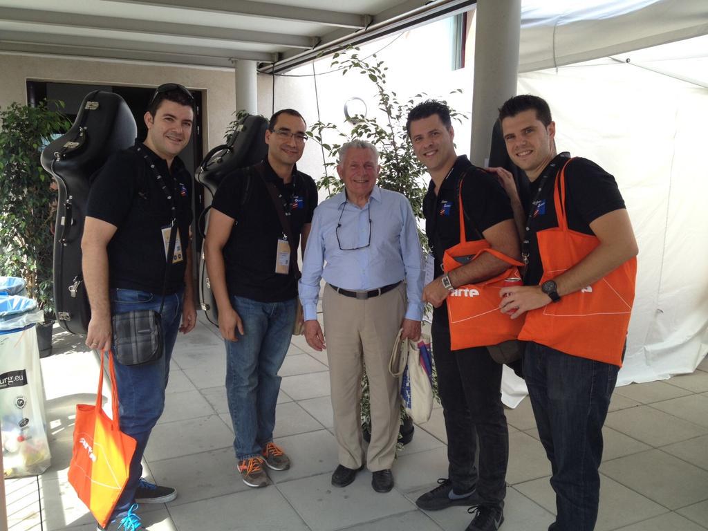 BarisaxQuartet's tweet photo. Gran día de @BarisaxQuartet en el Congreso Mundial del Saxofón en Estrasburgo #saxopen @saxopen http://t.co/BbLfEkRQaq