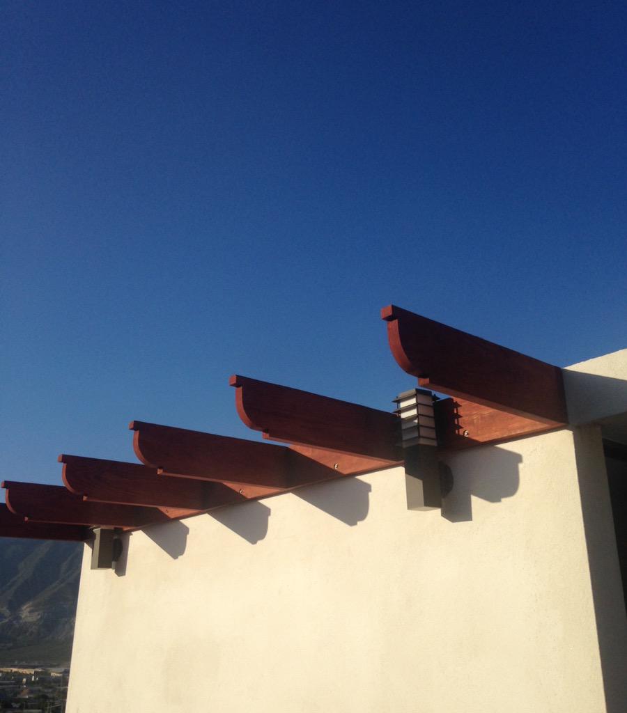 lacarpinteria88's tweet photo. Instalación de vigas flotantes en terraza dale un toque diferente a tu #ventasmty @mtyfollow @multimediostv http://t.co/uKdQ9SdHXO