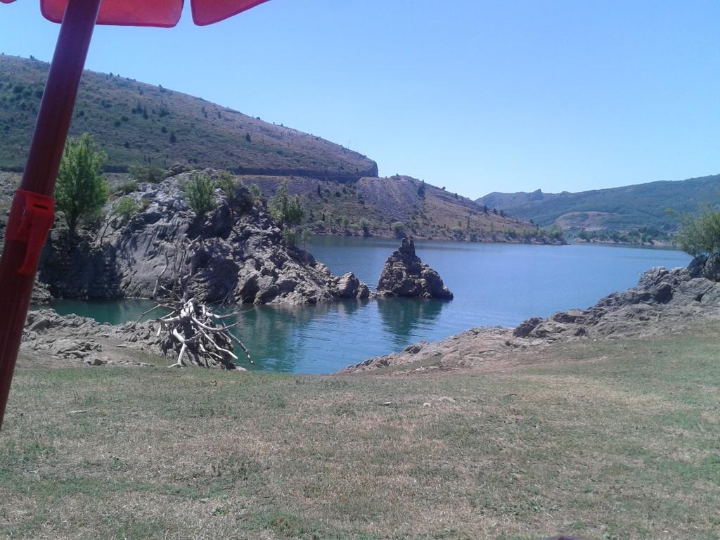 victorg2015's tweet photo. Pasando el dia en el pantano @aitorgo2015 http://t.co/tb5eiohL1s
