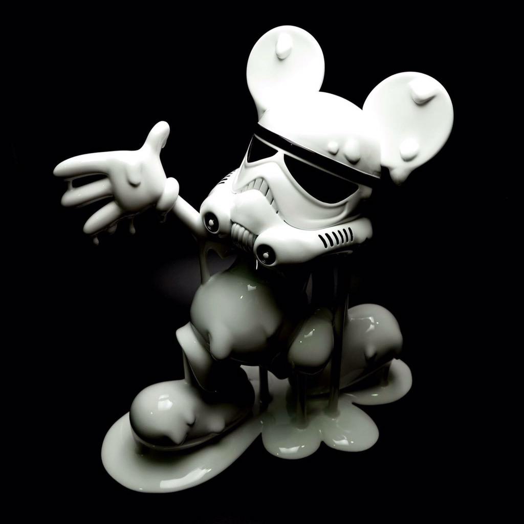 ramziadek's tweet photo. Brand new available @artoyz http://t.co/Suo9M4YpDw