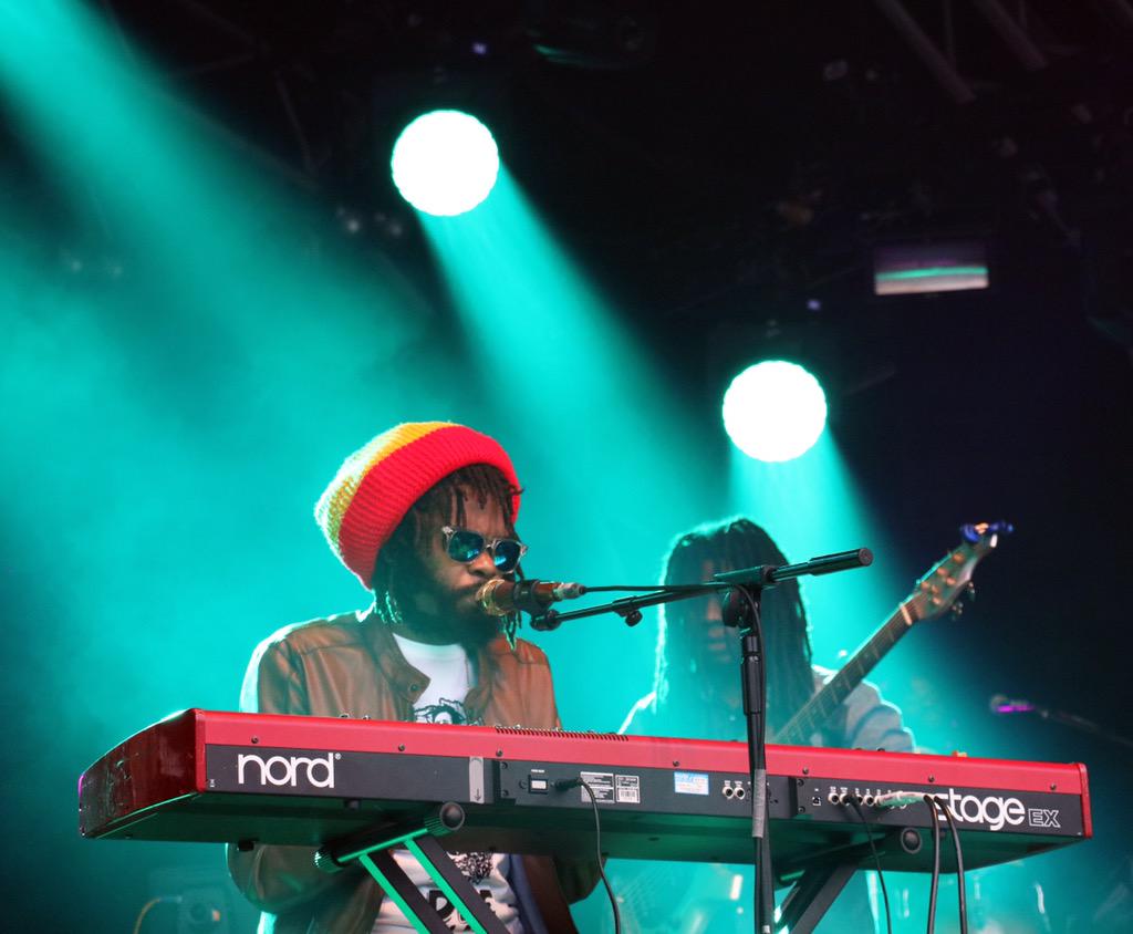 SomersetHouse's tweet photo. .@Dre_island1 got us back into the summer vibe, the perfect intro for @IAmChronixx. #SummerSeriesGigs http://t.co/xEwvoStJQL