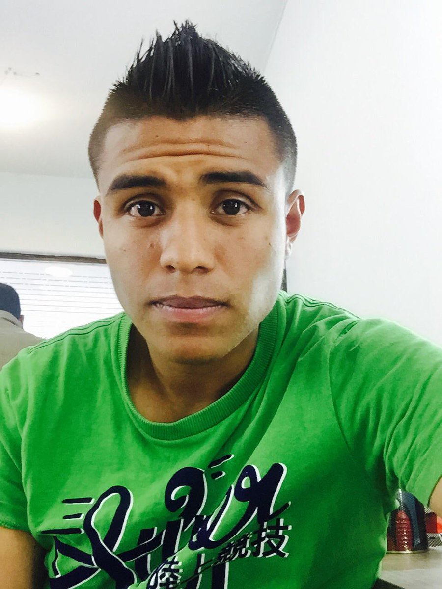 camilo940412's tweet photo. ¡Publica una selfie! -  http://t.co/9WMbQ8qY1X http://t.co/0Xr3dpc7UH