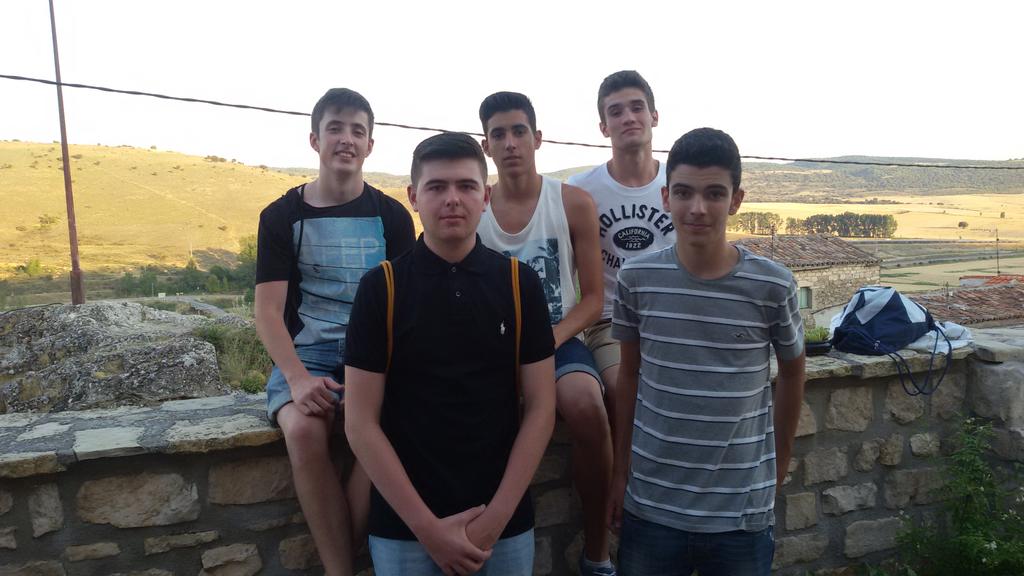 enriquegonsan's tweet photo. Lo bueno se haces corto http://t.co/ohkkCS8hW2
