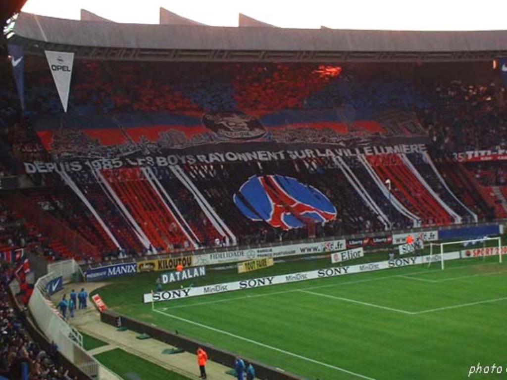PlayFav's tweet image. Rt supras Auteuil.                       Fav  kop of Boulogne