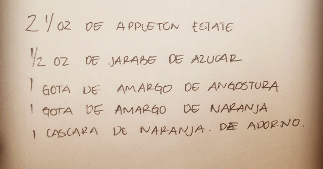 Va por ti chiquita, prepararé El Old Fashioned Estate para caballeros con estilo... #rumlovers <a href="/appletonMex/">Appleton Estate Mex</a>