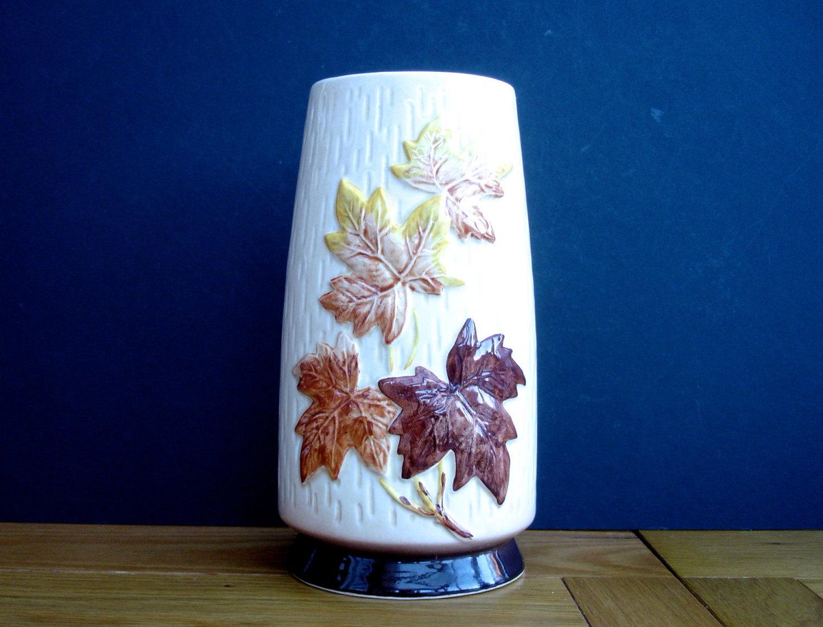 Filly Gumbo On Twitter 1950s Sylvac 4011 Vase Vintage Vase