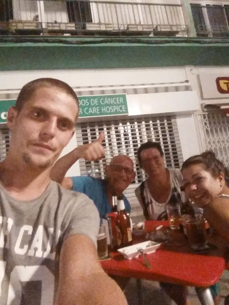 alberto92crazy's tweet photo. En la playita ya. http://t.co/b6H2hXprQQ