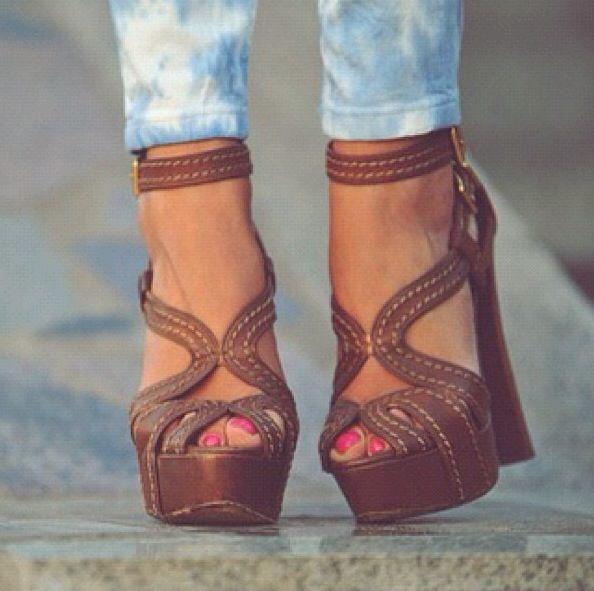 DressAttitude's tweet photo. Wedges http://t.co/7KOUGUz99s